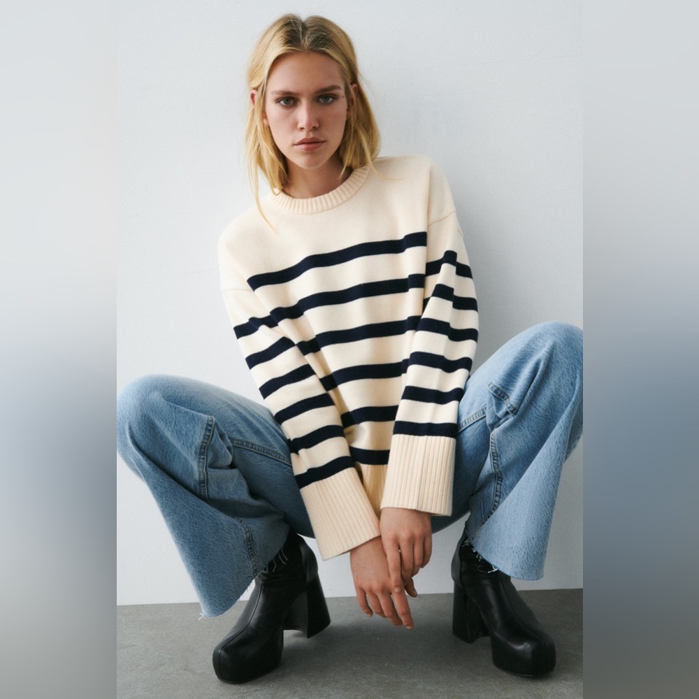 ZARA STRIPED KNIT SWEATER